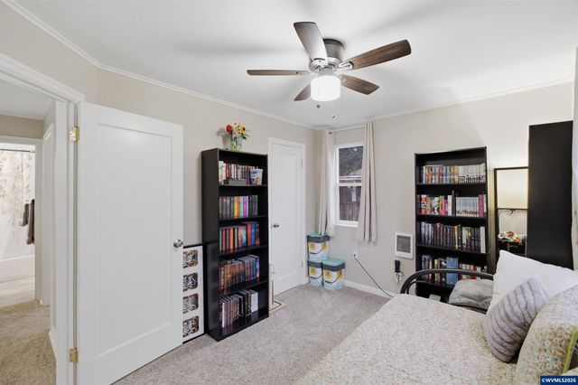 3090 D St NE, Salem, OR 97301