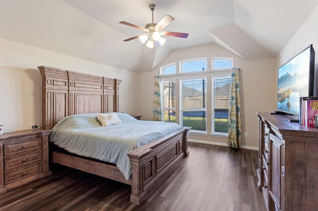 1529 Nacogdoches Valley Drive, League City, TX 77573