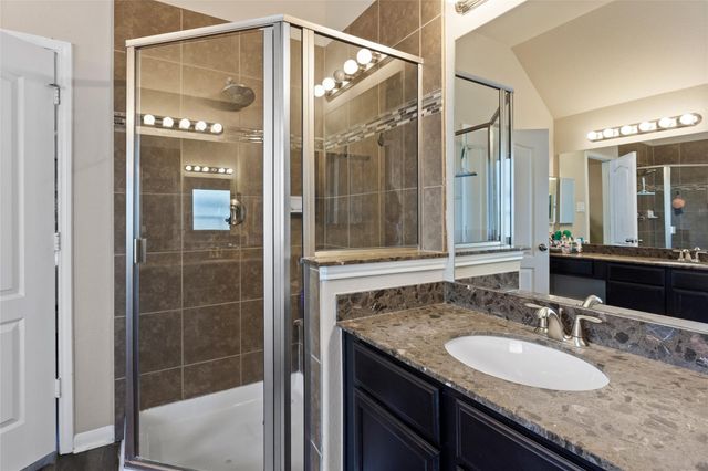 1529 Nacogdoches Valley Drive, League City, TX 77573