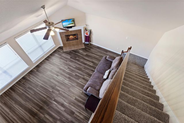 1529 Nacogdoches Valley Drive, League City, TX 77573