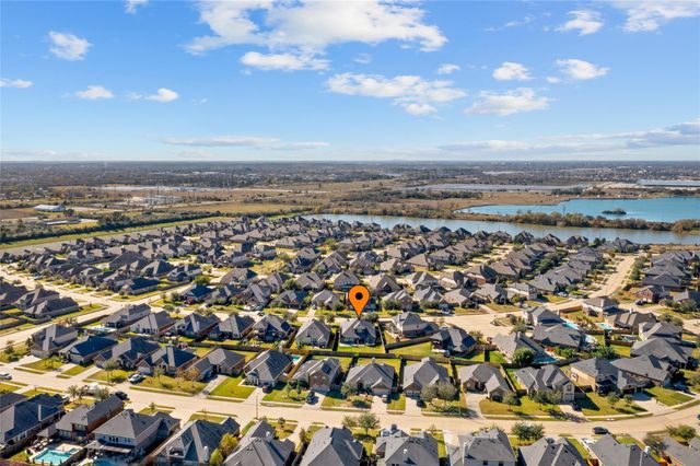 1529 Nacogdoches Valley Drive, League City, TX 77573