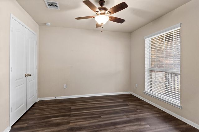 1529 Nacogdoches Valley Drive, League City, TX 77573