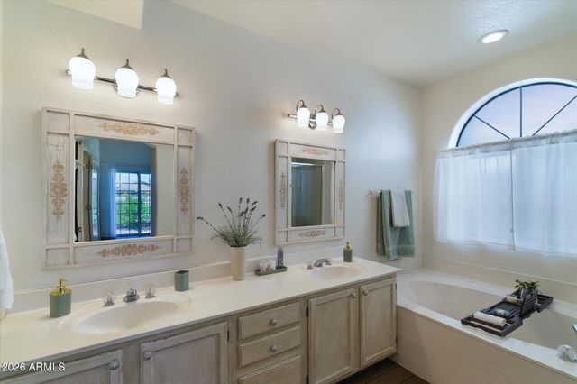 7471 W DENARO Drive, Glendale, AZ 85308