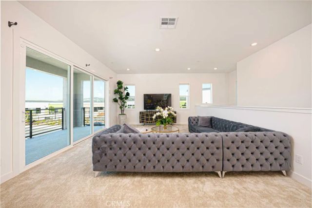 136 Sentosa, Irvine, CA 92618