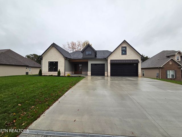 180 Amohi Way, Loudon, TN 37774