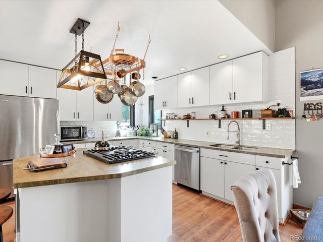 1170 Apex Valley Road, Black Hawk, CO 80422