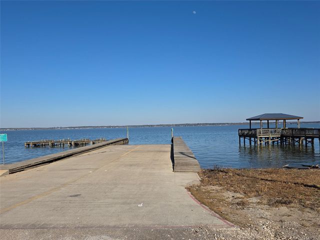 290 Casablanca Drive, Point Blank, TX 77364