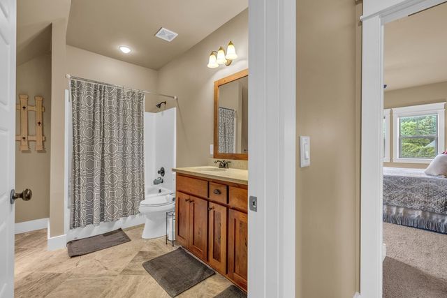 57 Elf School Way, Hayesville, NC 28904