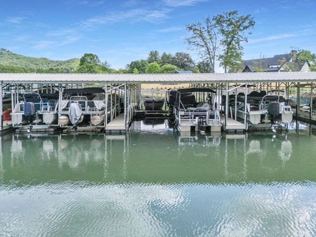 57 Elf School Way, Hayesville, NC 28904