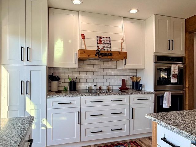 1133 Lake Manor Drive, Trenton, MO 64683