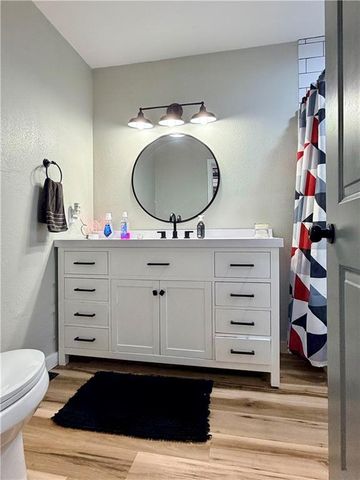 1133 Lake Manor Drive, Trenton, MO 64683