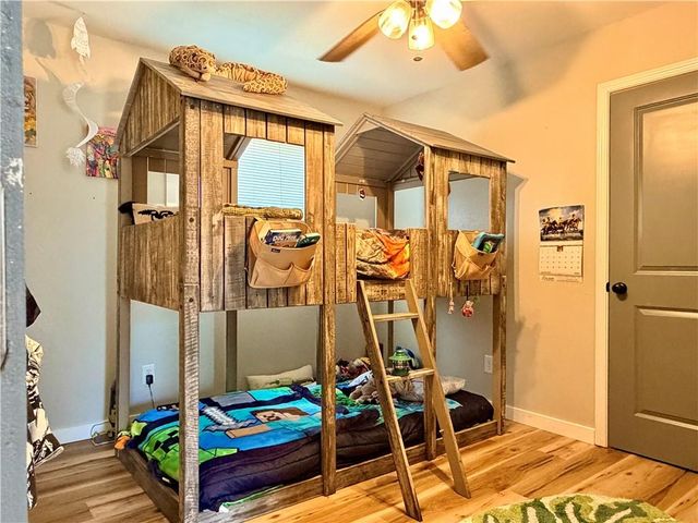 1133 Lake Manor Drive, Trenton, MO 64683