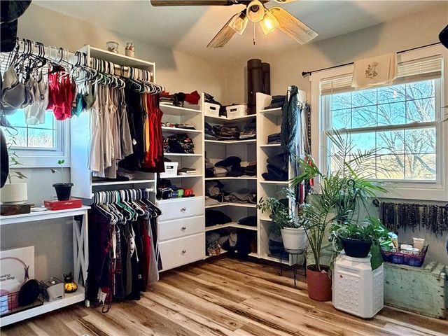 1133 Lake Manor Drive, Trenton, MO 64683