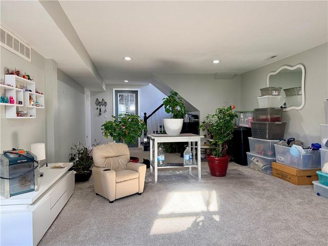 1133 Lake Manor Drive, Trenton, MO 64683