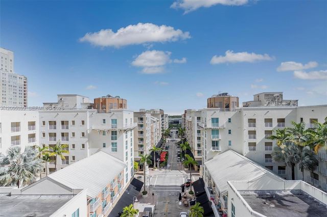 7285 SW 90th St D414, Miami, FL 33156