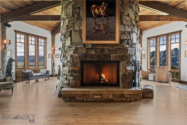 190 Sagittarius Skyway, Emigrant, MT 59027