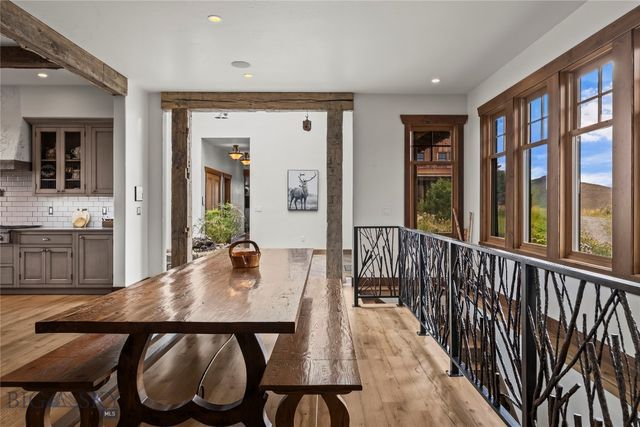 190 Sagittarius Skyway, Emigrant, MT 59027