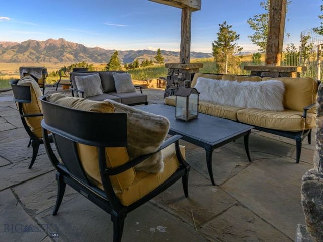 190 Sagittarius Skyway, Emigrant, MT 59027