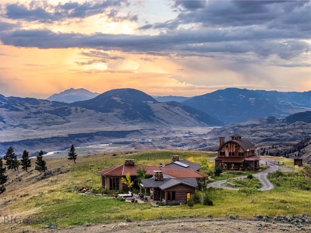 190 Sagittarius Skyway, Emigrant, MT 59027