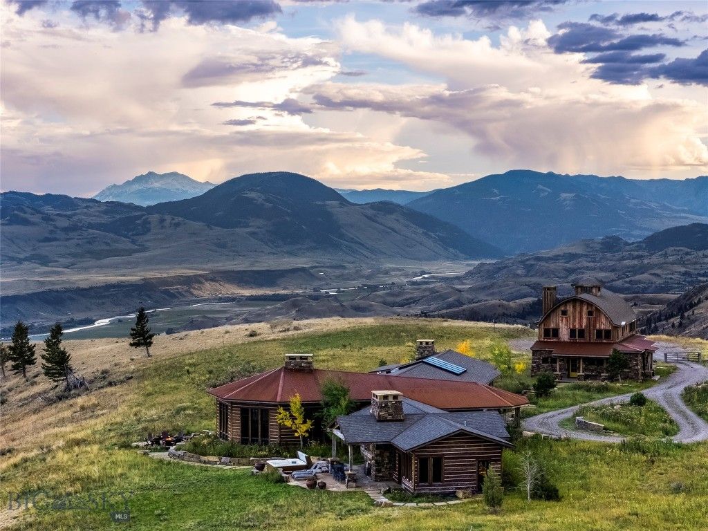 190 Sagittarius Skyway, Emigrant, MT 59027 photo 21