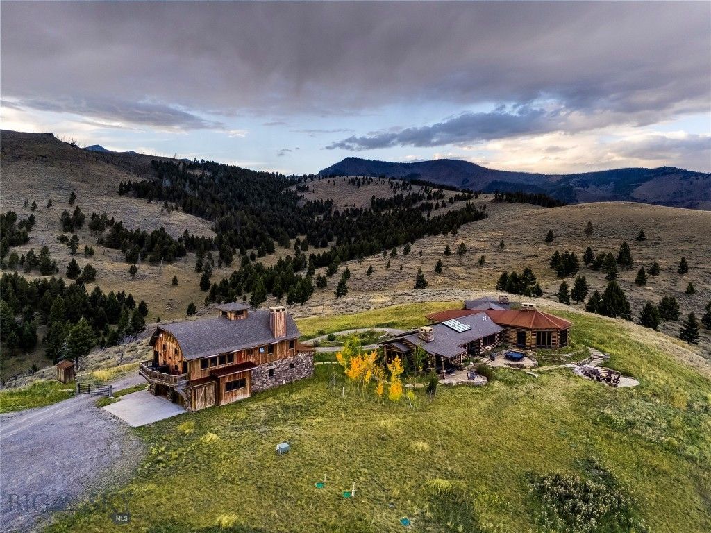 190 Sagittarius Skyway, Emigrant, MT 59027 photo 5