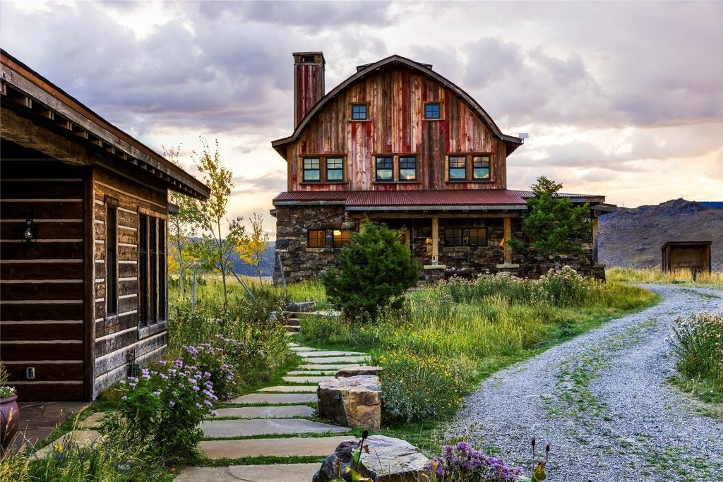 190 Sagittarius Skyway, Emigrant, MT 59027 photo 7