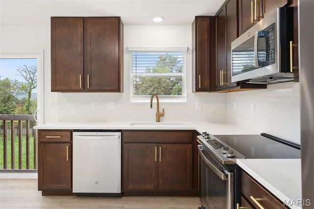 47 Town Centre Court, Foristell, MO 63348