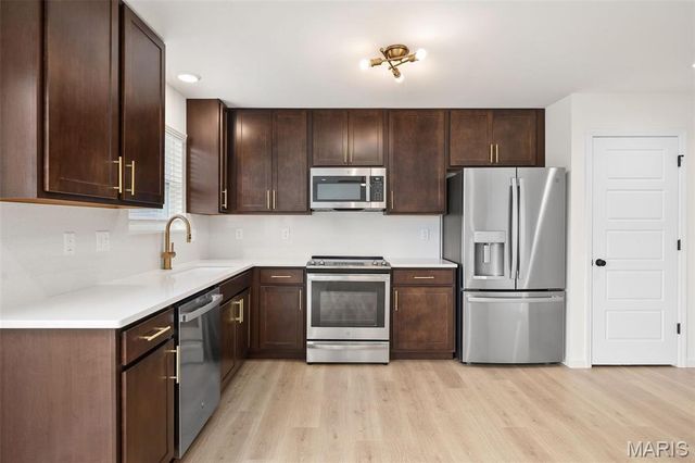 47 Town Centre Court, Foristell, MO 63348