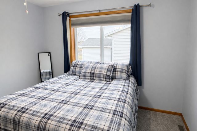 222 10th Avenue NW, Byron, MN 55920