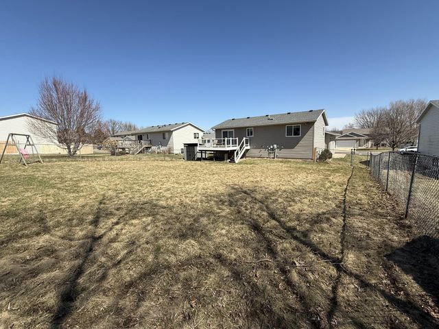 222 10th Avenue NW, Byron, MN 55920