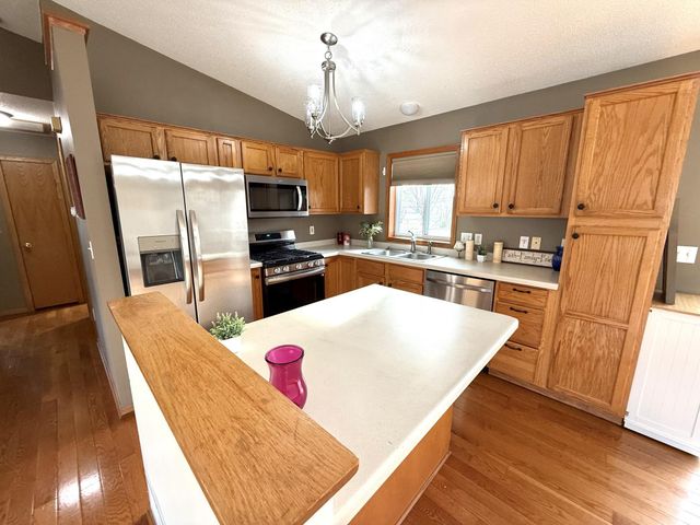 222 10th Avenue NW, Byron, MN 55920