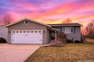 222 10th Avenue NW, Byron, MN 55920
