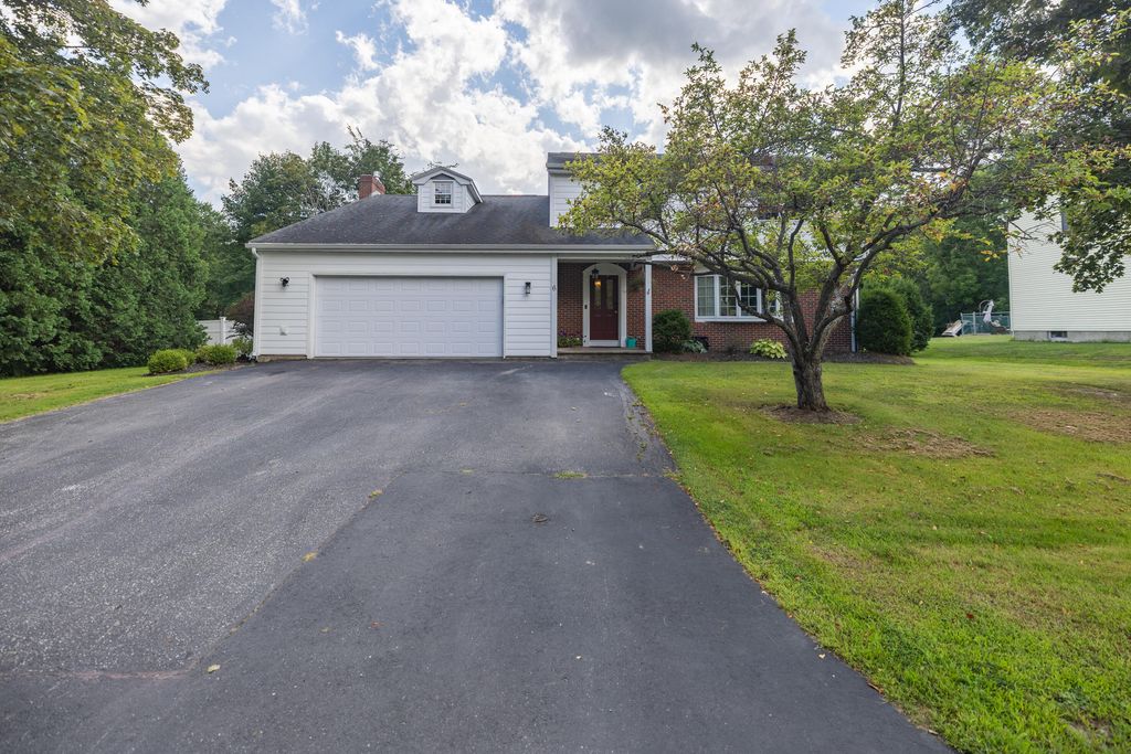6 Champlain Avenue, Lewiston, ME 04240 — photo 2