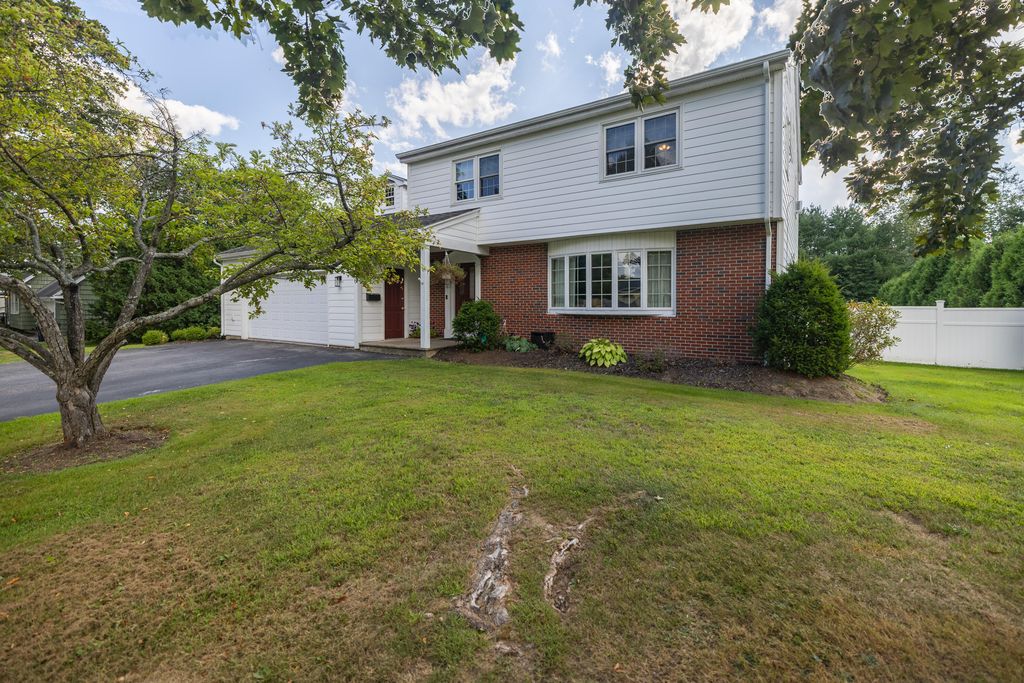 6 Champlain Avenue, Lewiston, ME 04240 — photo 3