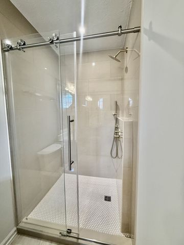 3235 Dockside Dr, Hermitage, TN 37076