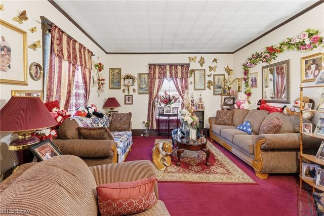 913 7th Street NW, Canton, OH 44703