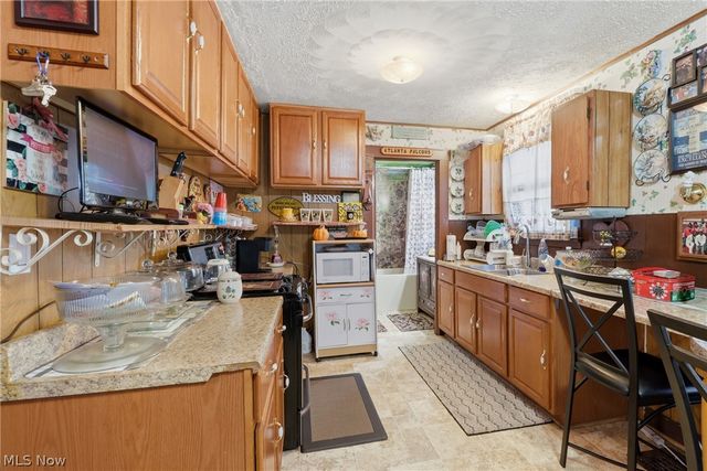 913 7th Street NW, Canton, OH 44703