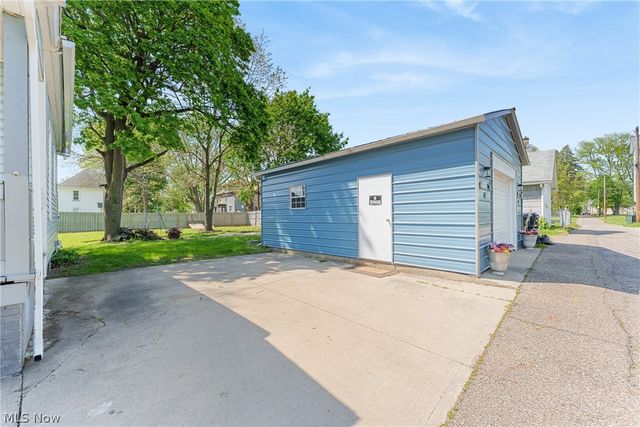 913 7th Street NW, Canton, OH 44703