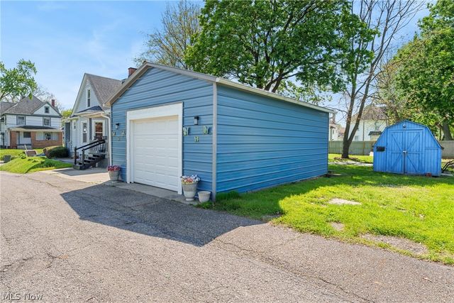 913 7th Street NW, Canton, OH 44703