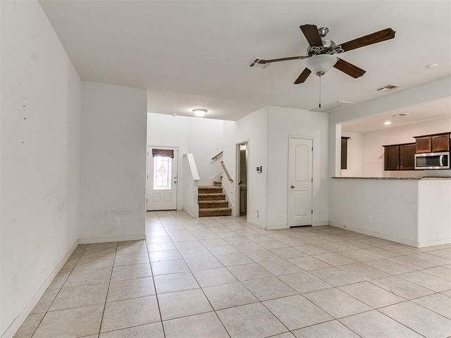 10812 SW 33rd, Yukon, OK 73099