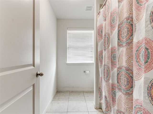 10812 SW 33rd, Yukon, OK 73099