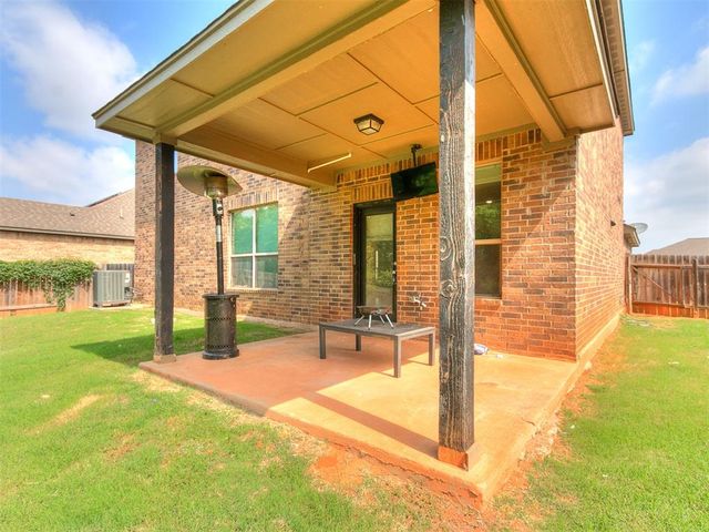10812 SW 33rd, Yukon, OK 73099
