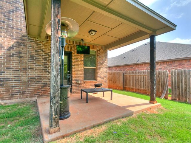10812 SW 33rd, Yukon, OK 73099