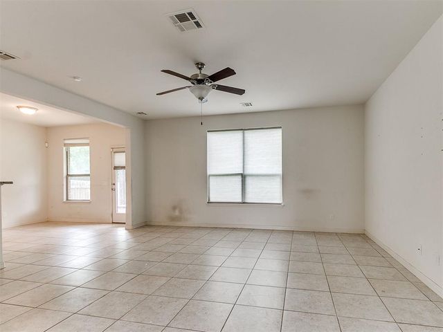10812 SW 33rd, Yukon, OK 73099
