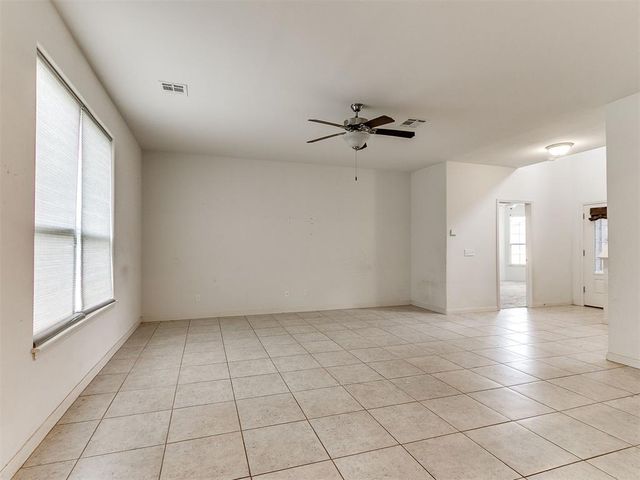 10812 SW 33rd, Yukon, OK 73099