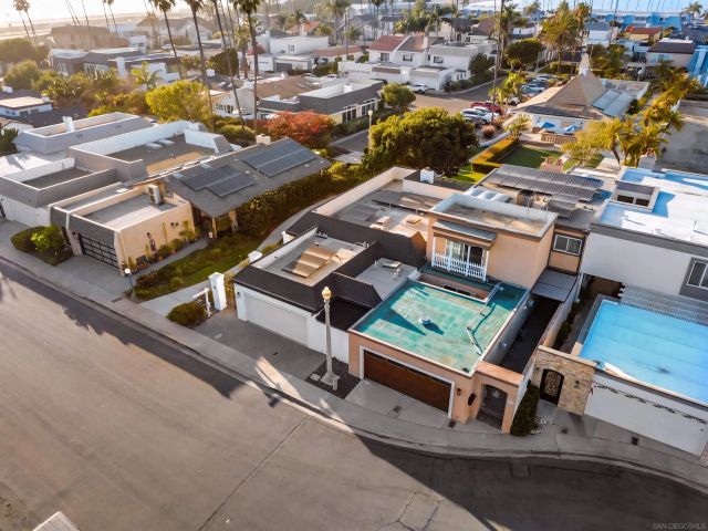 7 Gingertree LN, Coronado, CA 92118