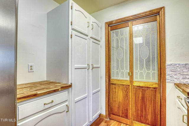 5640 Highway 11w, Rogersville, TN 37857