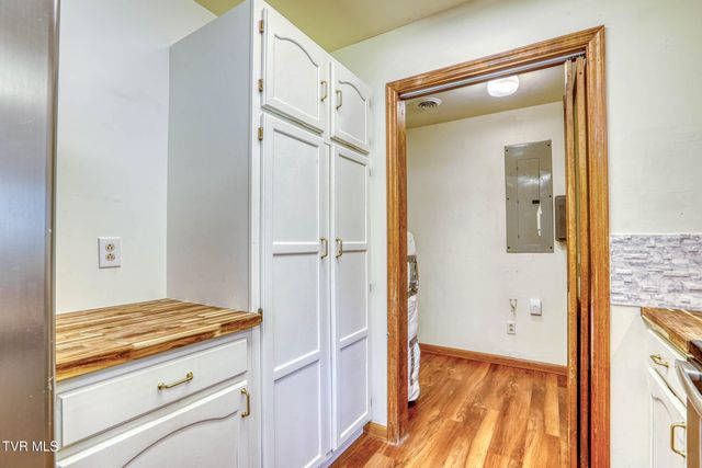 5640 Highway 11w, Rogersville, TN 37857