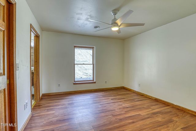 5640 Highway 11w, Rogersville, TN 37857