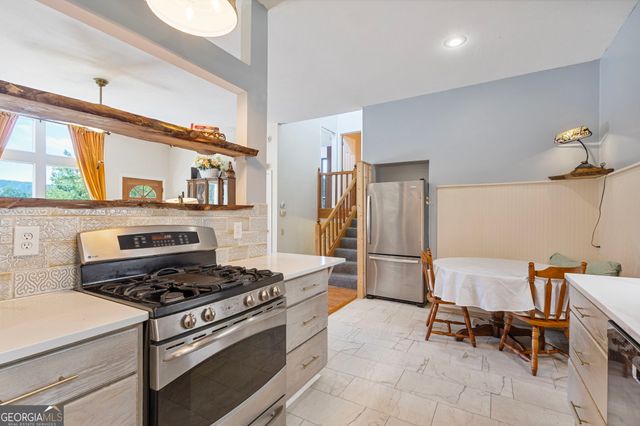 253 Starlight Drive, Sautee Nacoochee, GA 30571